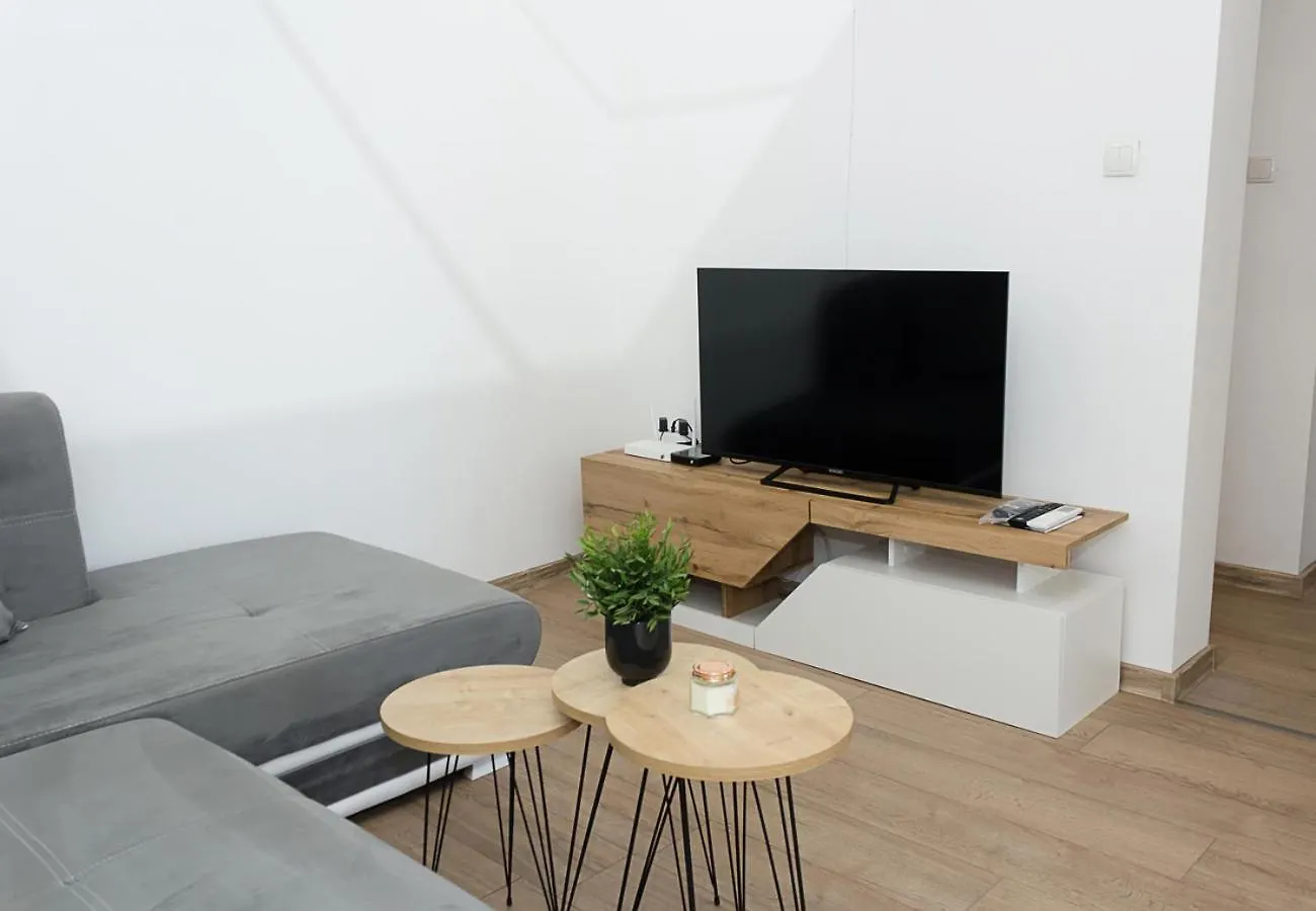 Bright 2-Bedroom Apartment Near Varna City Center